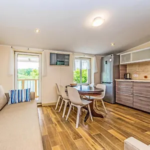 Victus Apartamenty, Victus Meru Sopot